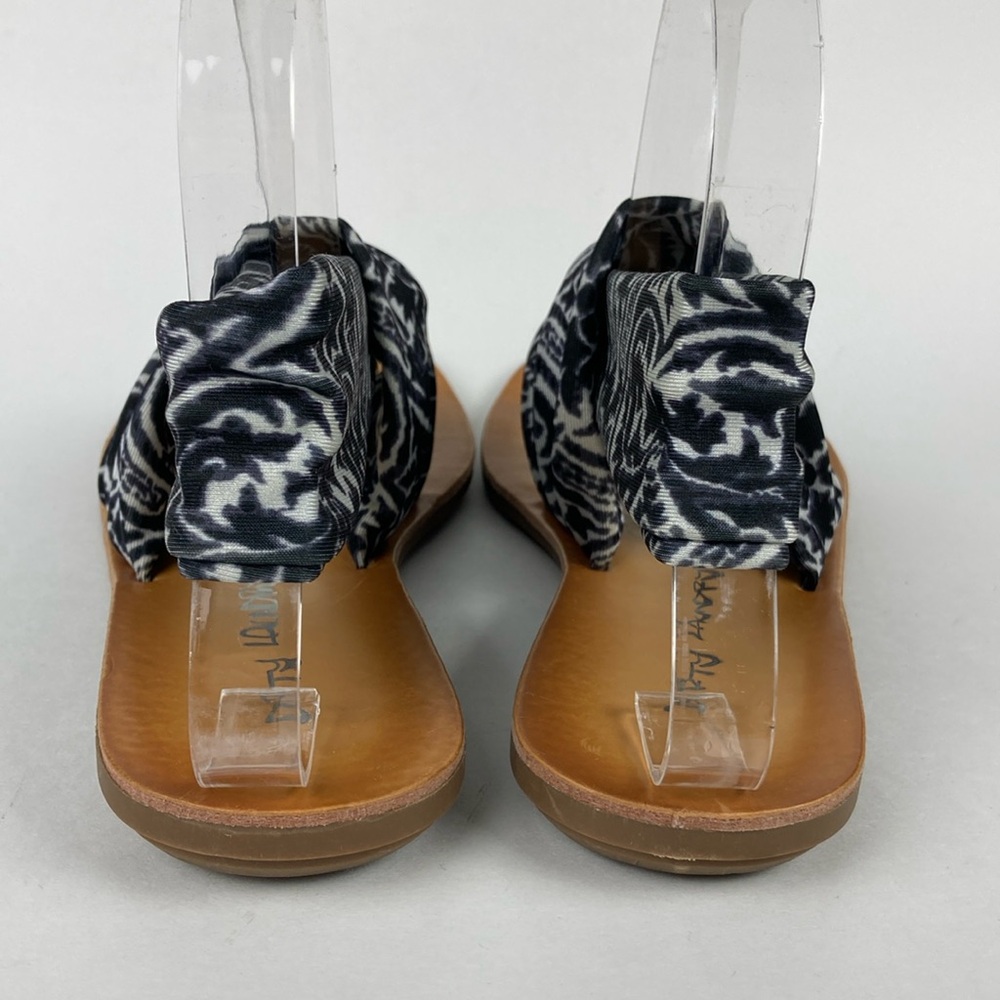 Dirty Laundry Yoga Sling Sandals - Picture 4 of 9